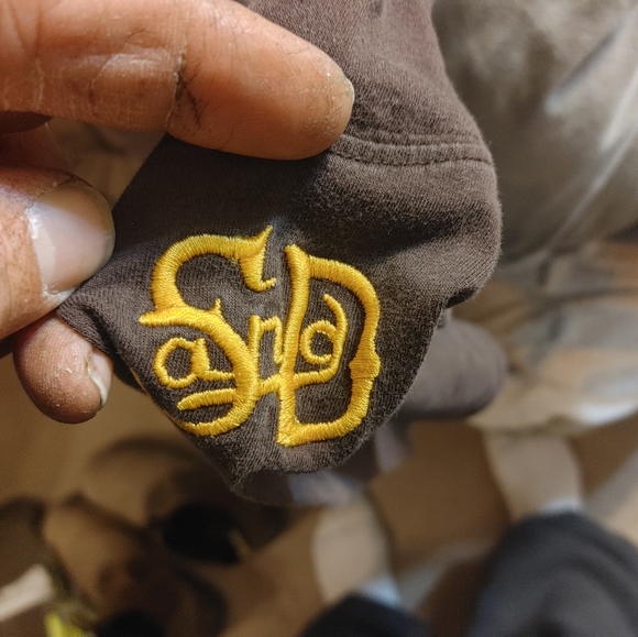 Mens Brown Bomber Long Sleeve Tee Estate Item - Picture 4 of 9